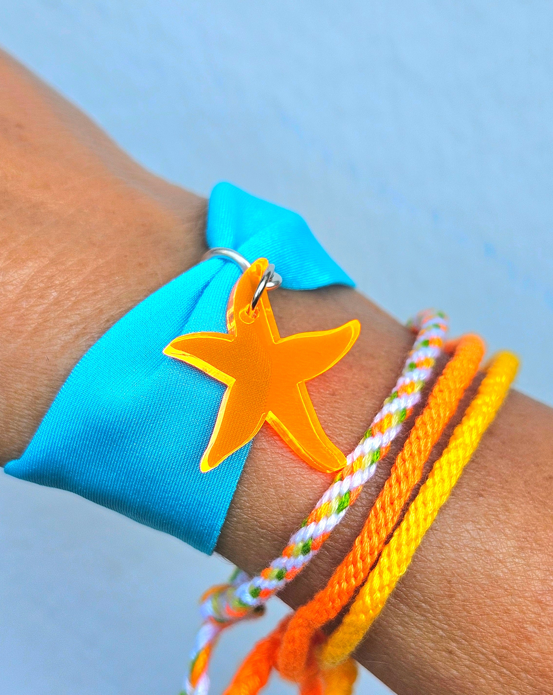 KNOTTED FRIENDSHIP BRACELET