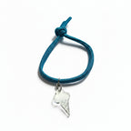 Turquoise nylon elastic bracelet with transparent acrylic ice cream cone pendant – product view
