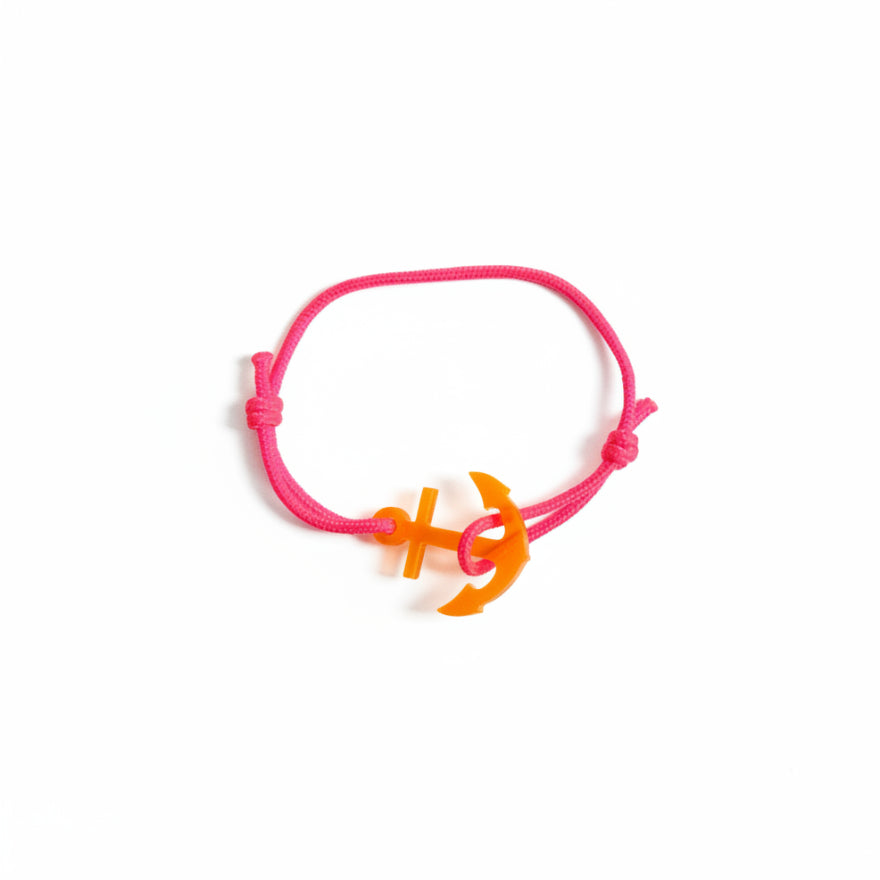 Pink paracord bracelet with neon orange acrylic anchor pendant – product view